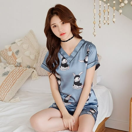 DanceeMangoo Women Sleepwear Summer Pajamas V-neck Silk Print Sweet Women Sleepwear Set Girl Nightgown Short Pant Cute Silk Pajamas Sets
DanceeMangoo Women Sleepwear Summer Pajamas V-neck Silk Print Sweet Women Sleepwear Set Girl Nightgown Short Pant Cute Silk Pajamas Sets