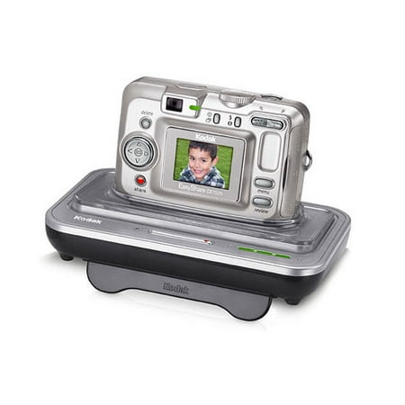 Kodak 5 MP EasyShare CX7525 Digital Camera, Docking Cradle, Tripod and Bag