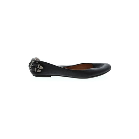 Pre-Owned REPORT Women s Size 6 Flats 
Pre-Owned REPORT Women s Size 6 Flats