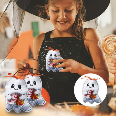 Christmas Wreath for Car Candy Bag Handmade Cartoon Print Candy Bags Candy Bag Pendant
Christmas Wreath for Car Candy Bag Handmade Cartoon Print Candy Bags Candy Bag Pendant