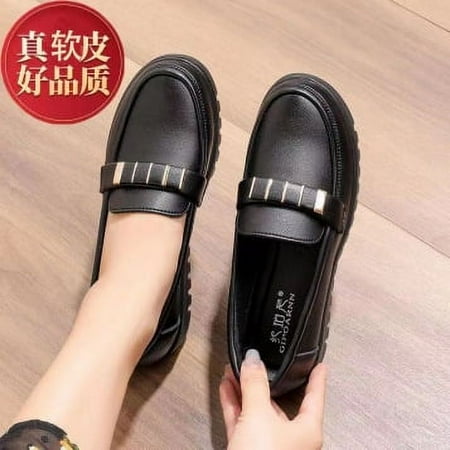 Soft leather mom shoes 2024 spring and summer new single-layer shoes women‘s middle-aged and elderly soft bottom non-slip shoes flat small leather shoes
Soft leather mom shoes 2024 spring and summer new single-layer shoes women‘s middle-aged and elderly soft bottom non-slip shoes flat small leather shoes