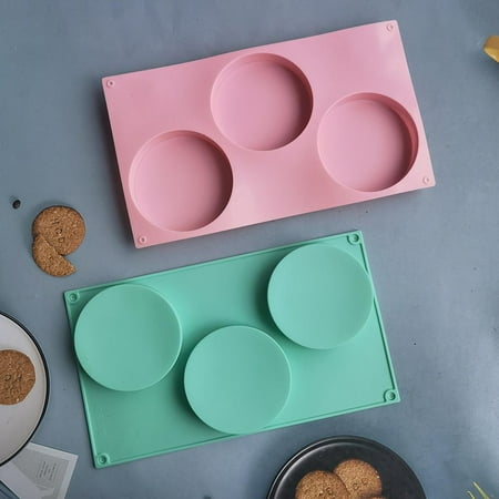 Chicmine Baking Mold Heat-resistant Food Grade Pastry Tool Silica Gel 3 Gird Round Edge Cake Mould for Bakery
Chicmine Baking Mold Heat-resistant Food Grade Pastry Tool Silica Gel 3 Gird Round Edge Cake Mould for Bakery