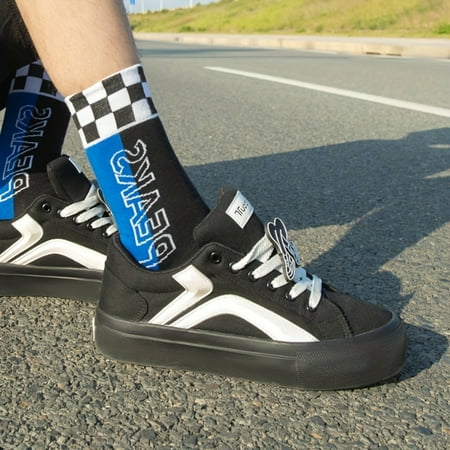 HYCGKJ Comfortable and stylish unisex low top skateboard shoes with trendy color block design perfect for men‘s and women‘s outdoor activities. Lace up and non-slip these casual sneaker
HYCGKJ Comfortable and stylish unisex low top skateboard shoes with trendy color block design perfect for men‘s and women‘s outdoor activities. Lace up and non-slip these casual sneaker