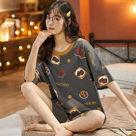 CoCopeaunt New Style Pajamas Womens Summer Short Sleeve Shorts Two Piece Suit Thin Student Spring Summer Net Red Home Clothes
CoCopeaunt New Style Pajamas Womens Summer Short Sleeve Shorts Two Piece Suit Thin Student Spring Summer Net Red Home Clothes