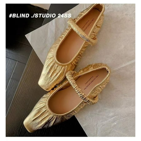 Vintage giant soft square pointed Mary Jane shoes women 2024 new shallow mouth flat pleated silver shoes
Vintage giant soft square pointed Mary Jane shoes women 2024 new shallow mouth flat pleated silver shoes