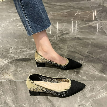 Christmas Women Casual Shoes Autumn And Winter Fashion Comfortable Lightweight And Simple Pointed Toe Low Heel Square Heel
Christmas Women Casual Shoes Autumn And Winter Fashion Comfortable Lightweight And Simple Pointed Toe Low Heel Square Heel