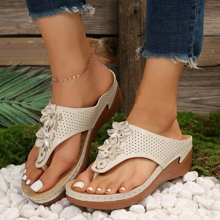 UIX Ladies Summer Vintage Wedge Beach Slippers with Toe Platform Flower Decoration Plus Size Arch Sole Sandal Slippers
UIX Ladies Summer Vintage Wedge Beach Slippers with Toe Platform Flower Decoration Plus Size Arch Sole Sandal Slippers