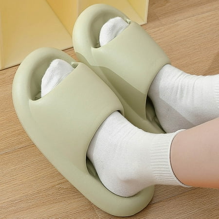 Summer Slippers For Women Beach Accesseories Flip Flops For Women Women Slippers Solid Color Fashion Simple Indoor And Outdoor Slippers Flat Soled Comfortable Non Slip Slippers Swimming Pool Accessori
Summer Slippers For Women Beach Accesseories Flip Flops For Women Women Slippers Solid Color Fashion Simple Indoor And Outdoor Slippers Flat Soled Comfortable Non Slip Slippers Swimming Pool Accessori