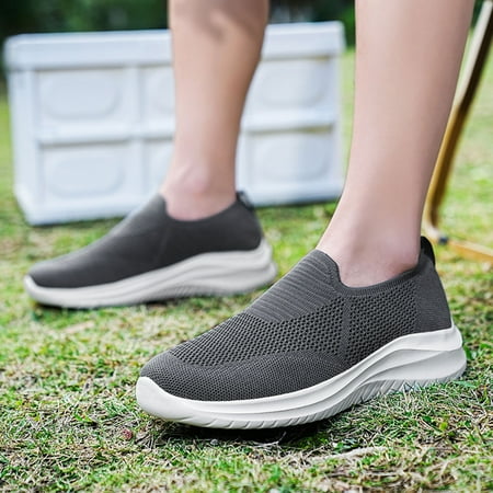 WNG Men Sports Shoes Fashionable New Pattern Simple and Pure Color Mesh Breathable Comfortable Flat Bottomed Non Slip Slip On Shoes
WNG Men Sports Shoes Fashionable New Pattern Simple and Pure Color Mesh Breathable Comfortable Flat Bottomed Non Slip Slip On Shoes