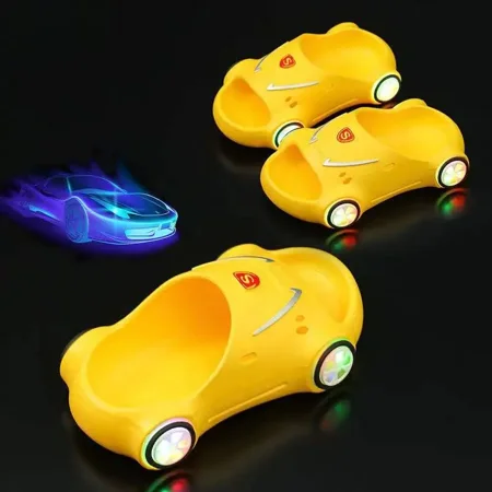 Baby Boys Anti-slip Soft-soled Slippers With Cartoon Bus Design