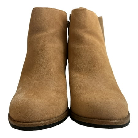 White Mountain Women s 2 Heel Faux Nubuck Ankle Boot (Tan 9)