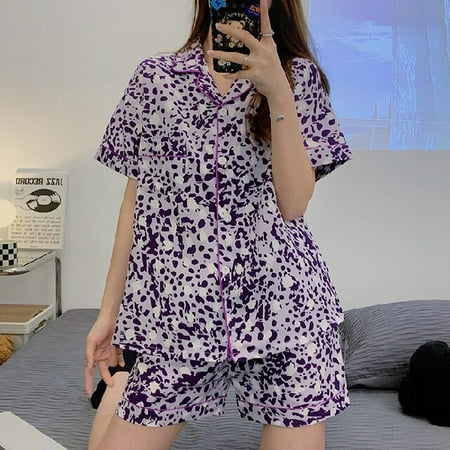 DanceeMangoo Womens Sleepwear Set Sexy Leopard Print Short Set Pajamas for Women Silk Pajama Set Short Sleeve Top & Shorts Summer Pijamas
DanceeMangoo Womens Sleepwear Set Sexy Leopard Print Short Set Pajamas for Women Silk Pajama Set Short Sleeve Top & Shorts Summer Pijamas