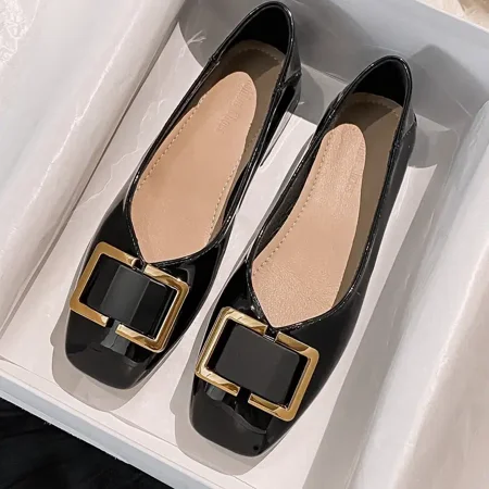 Women‘s Metal Decor Square Toe Chunky Heel Loafers