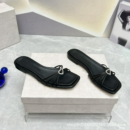 2024 New French style summer thin strap rhinestone lovely slippers women‘s outdoor open toe square toe heel shoes
2024 New French style summer thin strap rhinestone lovely slippers women‘s outdoor open toe square toe heel shoes
