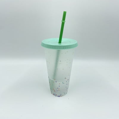 Seyurigaoka Color Changing Cold Drink Cups Reusable Temperature-Sensitive Plastic Colorful Coffee Cup with Lids and Straws
Seyurigaoka Color Changing Cold Drink Cups Reusable Temperature-Sensitive Plastic Colorful Coffee Cup with Lids and Straws