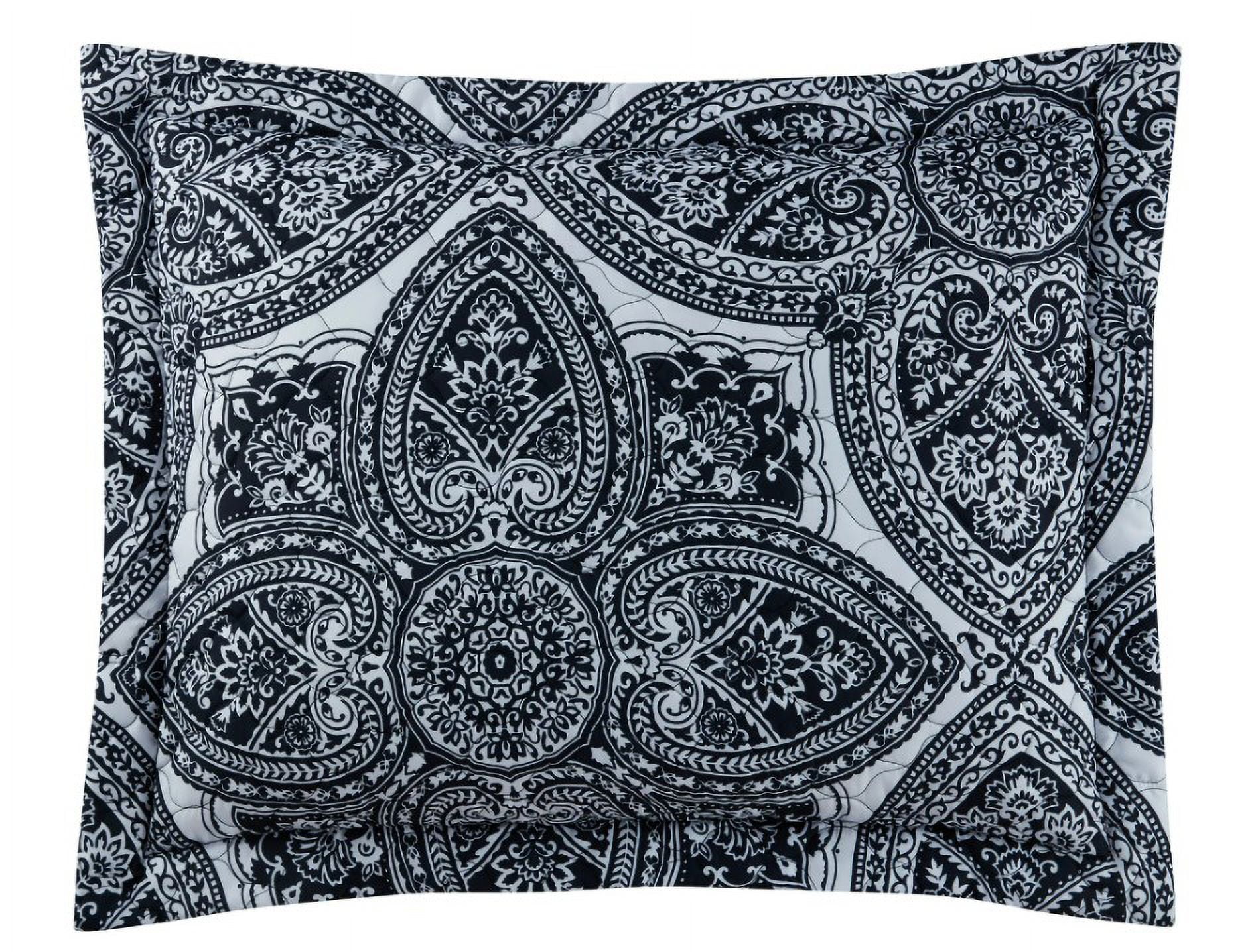 Mainstays Black & White Medallion 100% Polyester Pillow Shams, King - Reversible (2 Count)