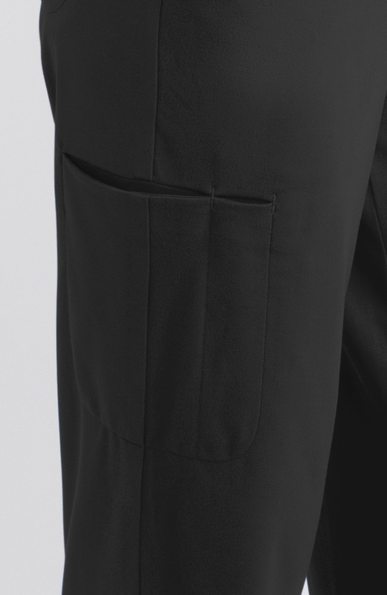 Gildan Wide Leg Pull-On Cargo Scrub Pant, 2-Way Stretch, Sizes XS-2XL