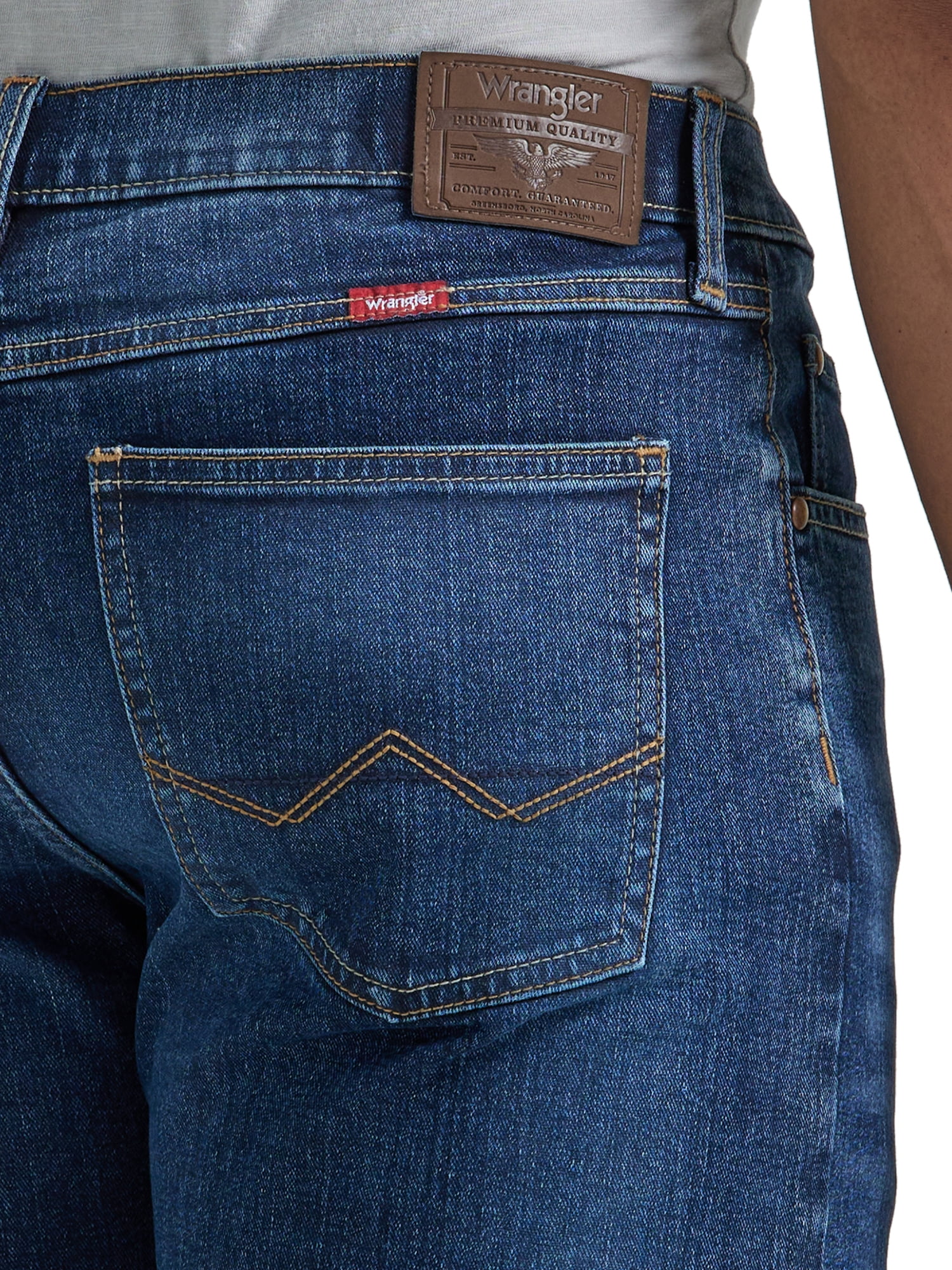 Wrangler Men's Straight Fit Jean with Stretch