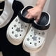 thumbnail image 2 of Sandalias de suela gruesa con agujeros para mujer, zapatos de playa de tendencia, de verano, de Eva, cómodos, de moda, suelas suaves, para exteriores, suela gruesa, 2 of 5