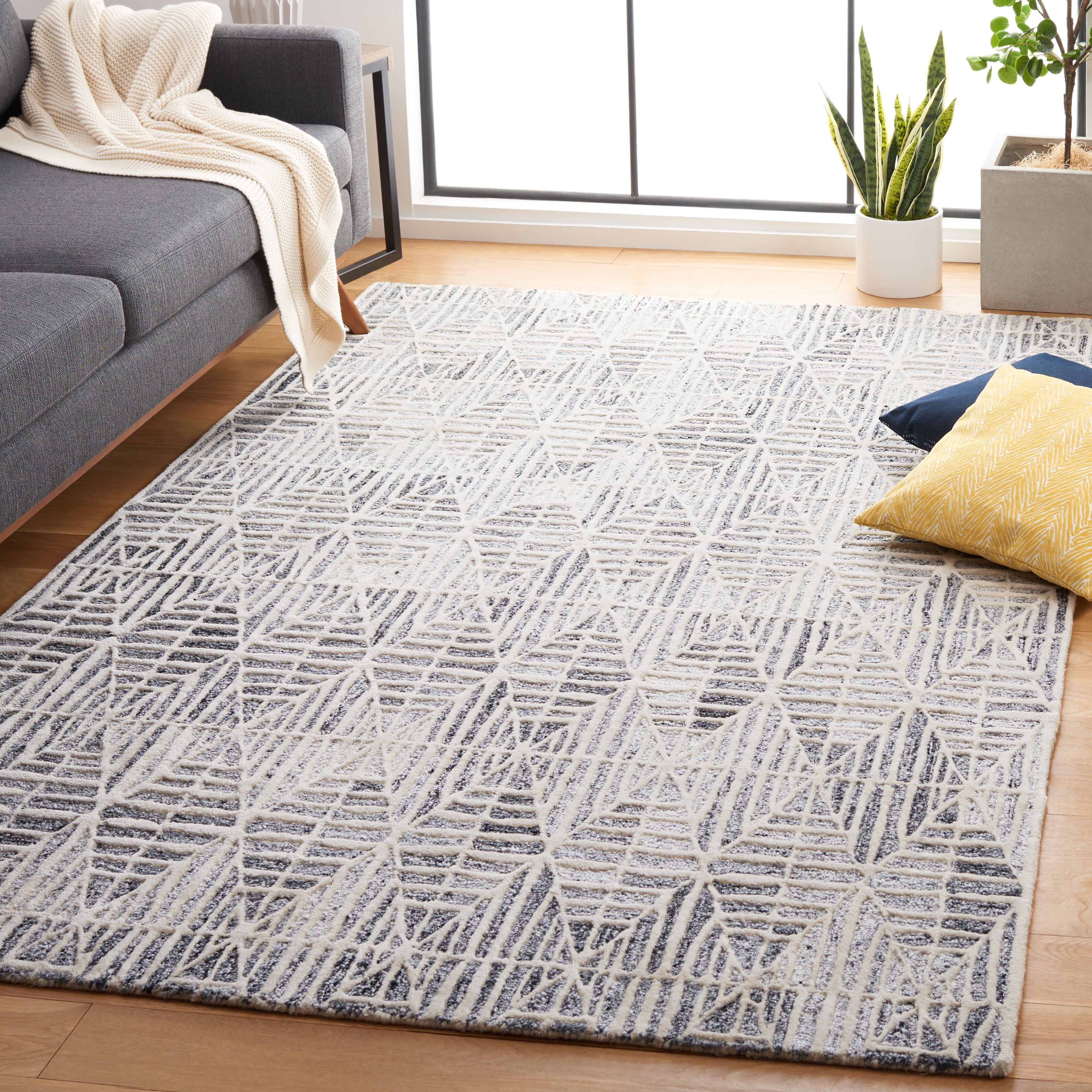 SAFAVIEH Ebony Abraham Diamond Area Rug, Grey/Ivory, 8' x 10'