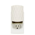 thumbnail image 2 of Yankee Candle® ScentPlug® Fragrance Diffuser Kit White Glitter, 2 of 6