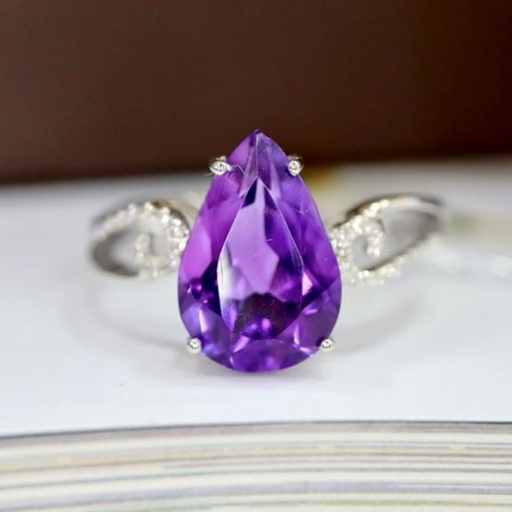 natural amethyst ring purple gemstone promise ring cushion cut February birthstone ring silver ring