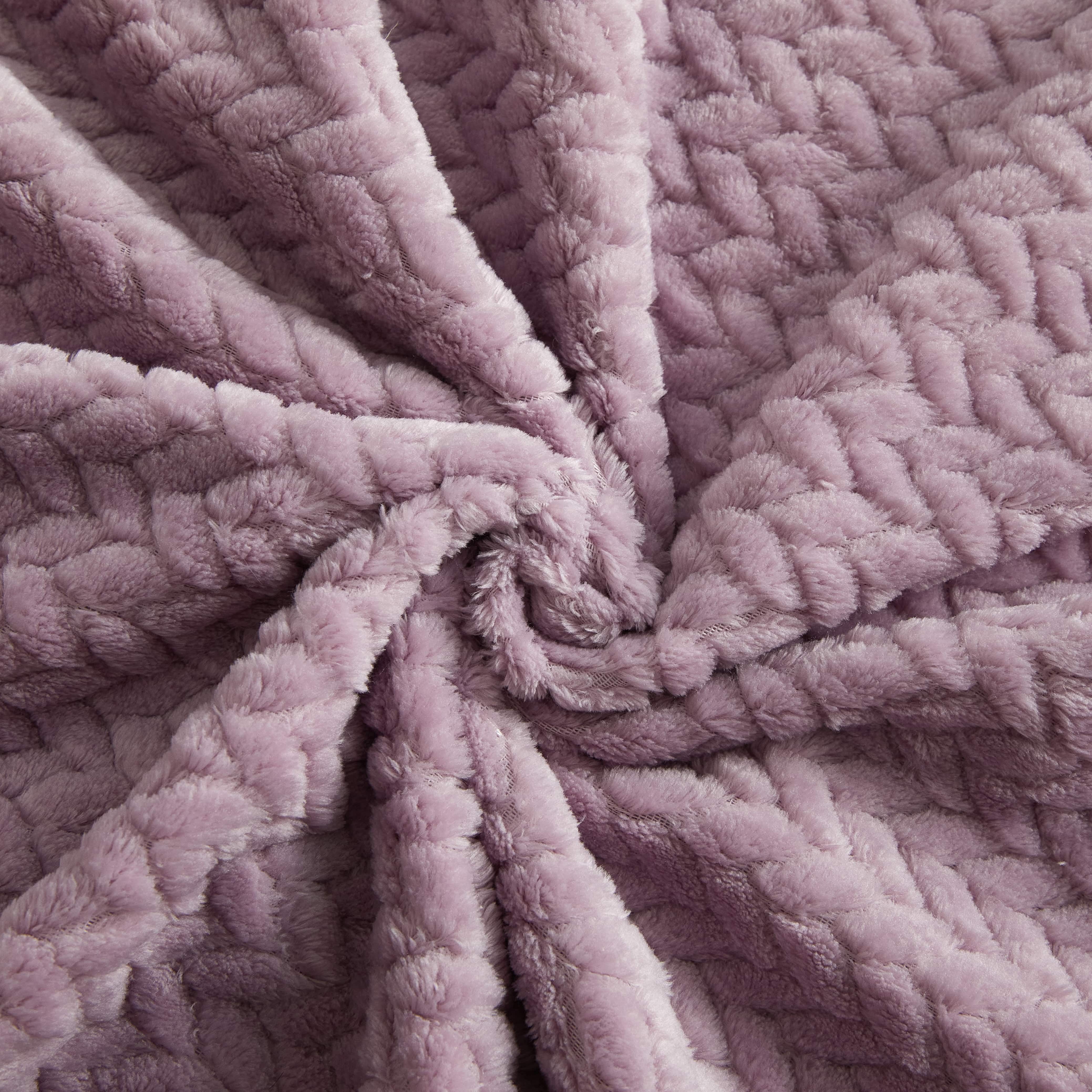 Mainstays Plush Textured Blanket, Lilac, King 102" x 90", All Ages