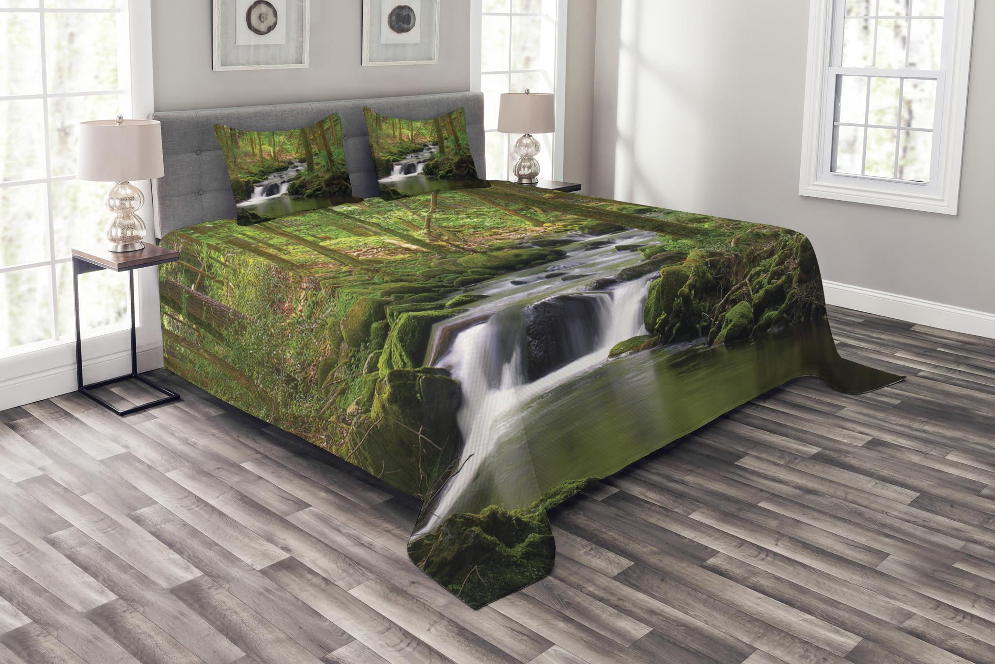 Nature Bedspread Set King Size, Stream Flowing in Forest Mossy Rocks