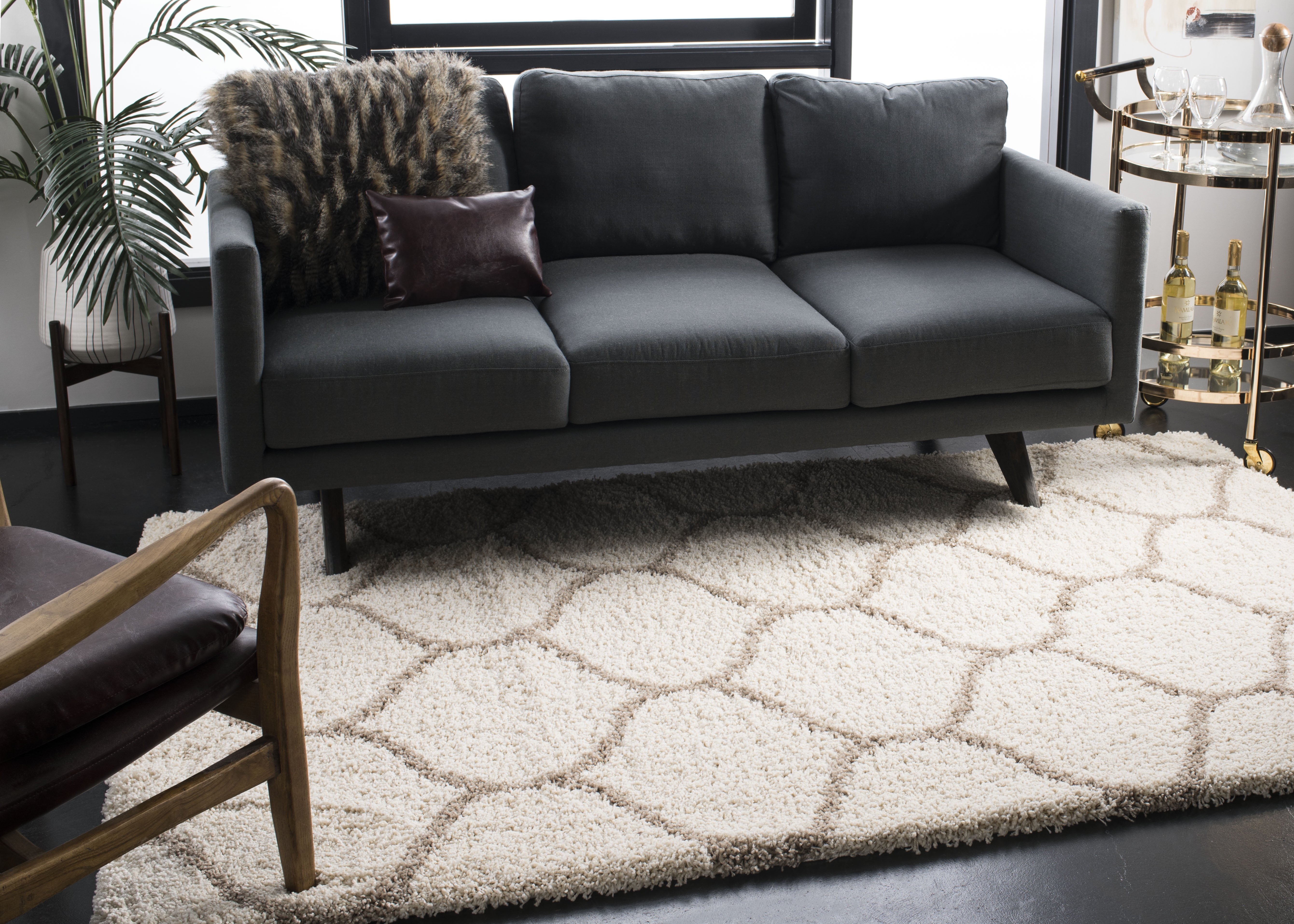 SAFAVIEH Hudson Arline Geometric Shag Area Rug, Ivory/Beige, 8' x 10'