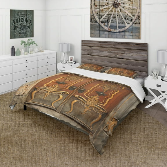 Designart 'Brown Old Door With Gold Ornaments' Vintage Duvet Cover Set