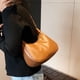thumbnail image 5 of Bolso Crescent 2028bag (Marrón), 5 of 9