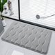thumbnail image 2 of Alfombrilla de baño para inodoro con forro polar, absorbente de agua y antideslizante. Alfombrilla de baño con textura para separar zonas húmedas y secas. Alfombra suave y absorbente para el suelo, 2 of 6
