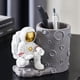 thumbnail image 4 of Estatuas De Astronauta De Resina, Portalápices, Figurita Tallada En Escritorio, Organizador De Adornos De Mesa Kearding HA040784-02, 4 of 6