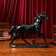 thumbnail image 5 of 1 unid vívido estatuas estatuas resina esculturas de caballo adornos de escritorio regalo de negocio, 5 of 5