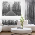 thumbnail image 1 of Autoroute Noir et Blanc en Forêt, 1 of 3