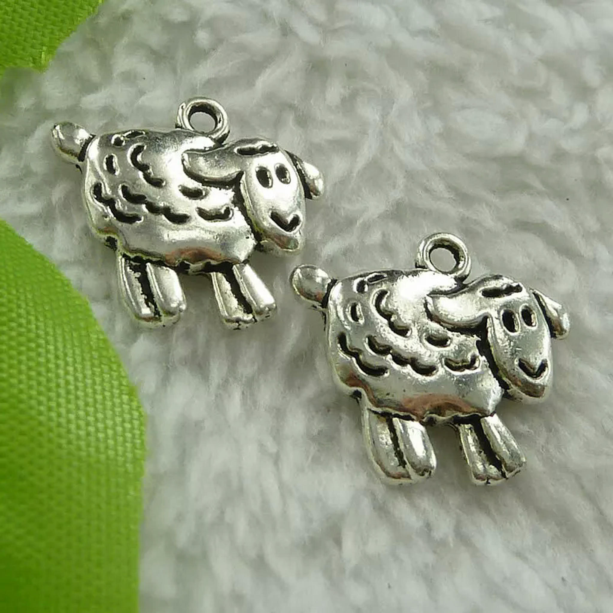 HOOUN 140 pcs tibet silver sheep charms 18x16mm B2787