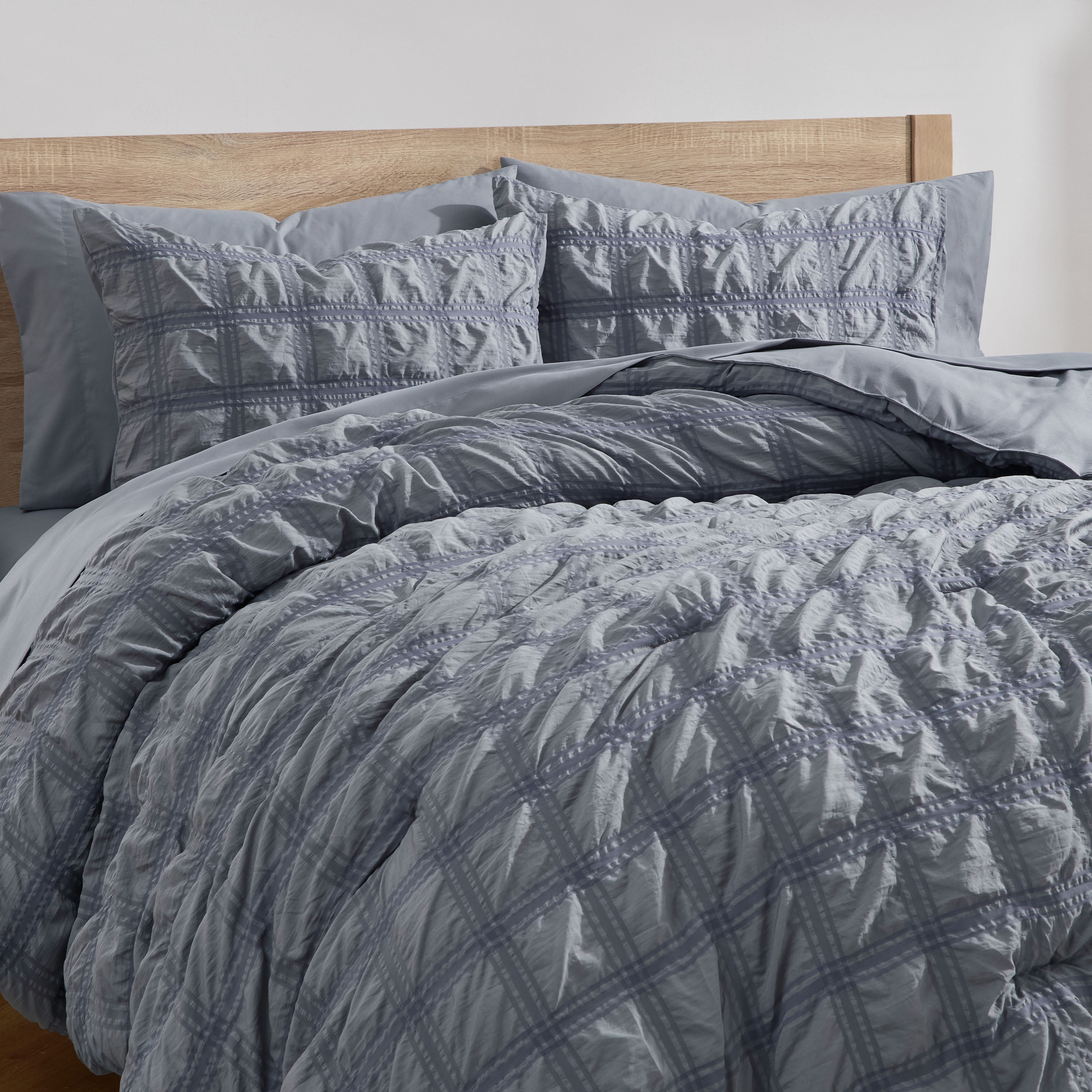 LammaLoe Queen Comforter Set, 7 Piece Seersucker Bed in a Bag, Bedding Comforter Set with Sheets, Modern Bed Set, Slate Blue