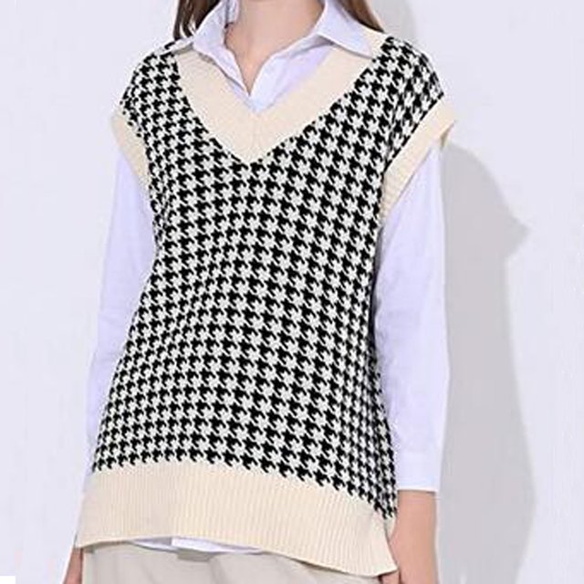 Women Oversized Houndstooth Knitted Vest Sweater V Neck Loose Sleeveless Sweater