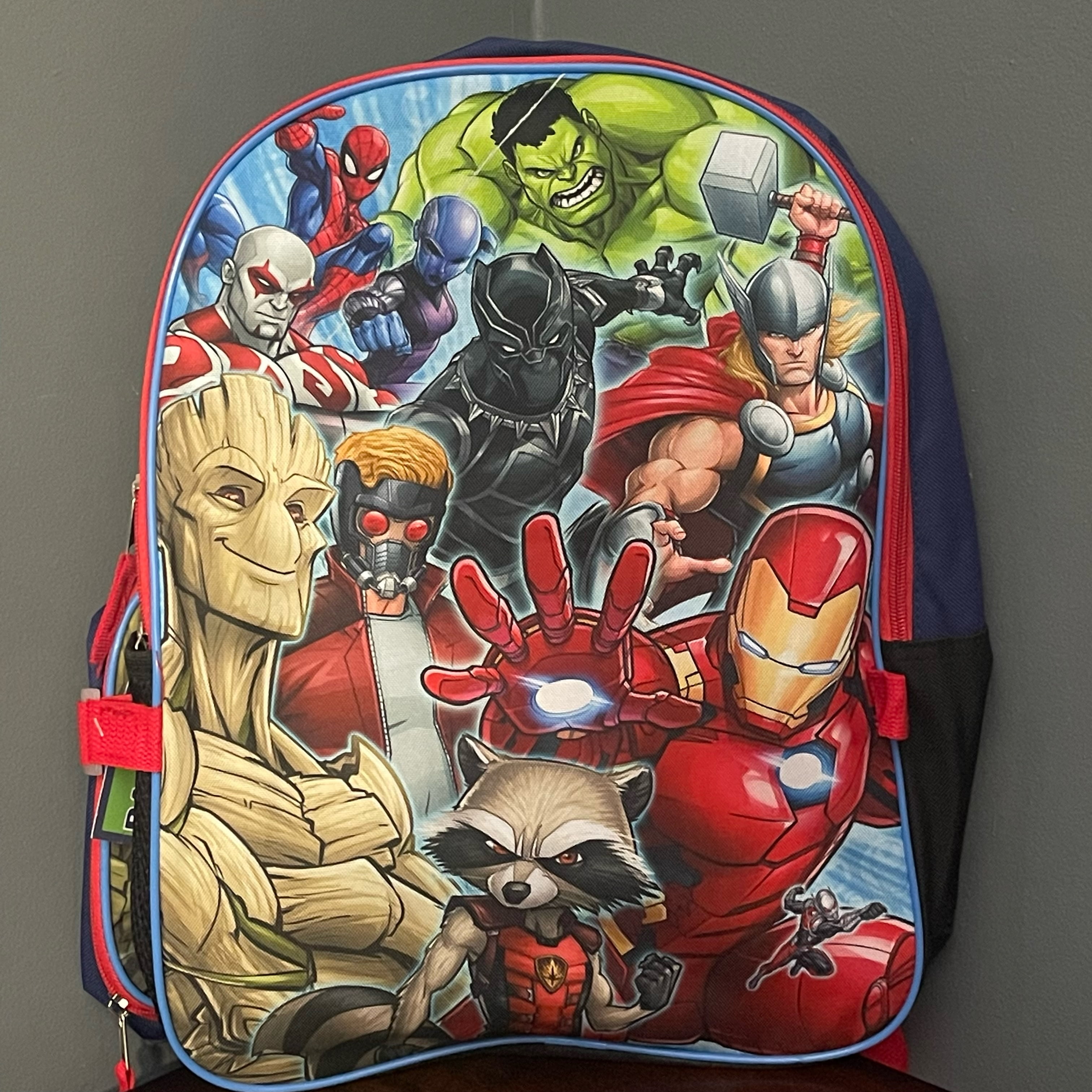 Marvel Avengers 16" Backpack With Detachable Matching Lunch Box