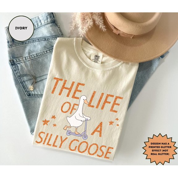 Selvi Goose On The Loose Graphic T-Shirt Goose Lover Gift Style, Full size S-5XL