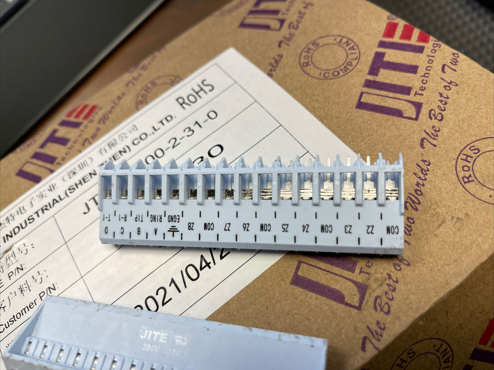 (2 PER LOT) JITE Industrial Terminal Block Connector JTB720-00-2-31-0, 300V, 10A