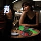 thumbnail image 5 of Bearachild Spin Bottle juego de beber cumpleaños fiesta en la piscina adultos regalos Night Club bebida actividad suministros apartamento Juegos de servir café y té, 5 of 5