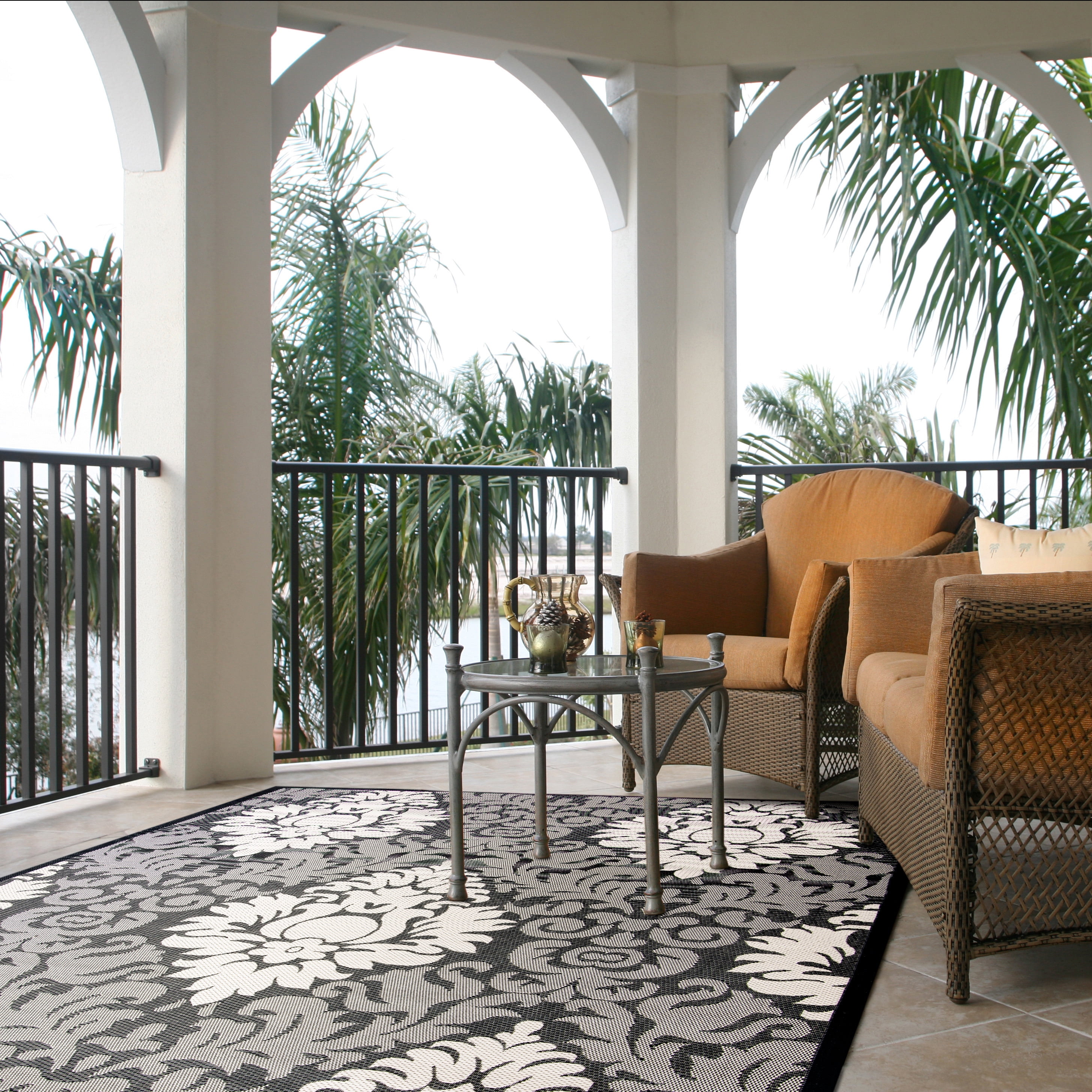 Safavieh Courtyard Jessie Damask Indoor/Outdoor Area Rug, Black/Sand, 7'10" x 7'10" Square