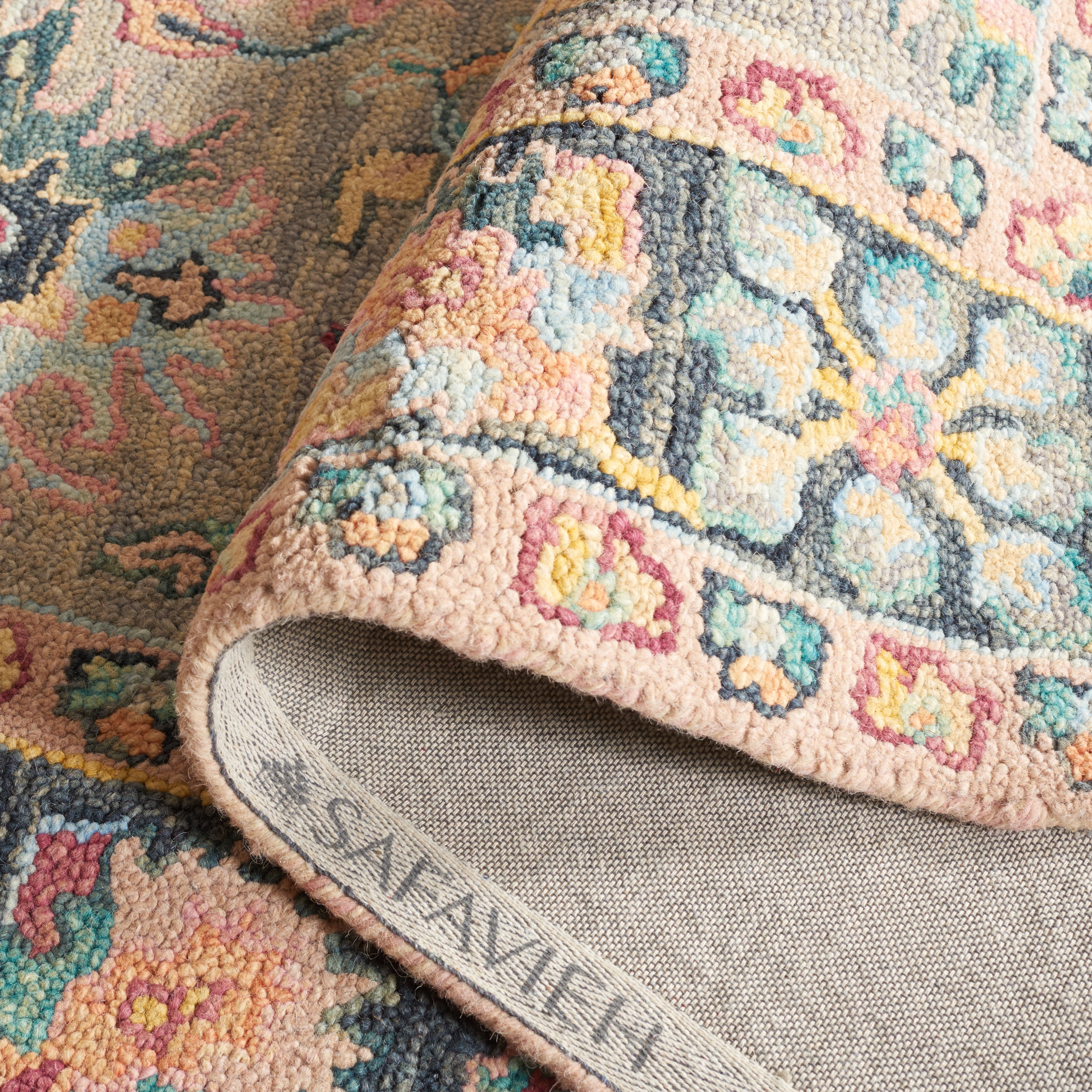 SAFAVIEH Blossom Mortimer Floral Area Rug, Grey/Pink, 6' x 6' Square