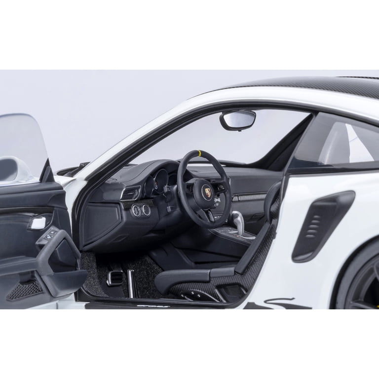 Porsche 911 (991.2) GT3 RS Weissach Package White with Carbon Hood