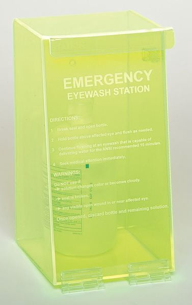 ZoroSelect Eyewash Station in Fluorescent Green