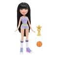 thumbnail image 2 of Muñeca de moda Bratz Play Sportz Jade con accesorios, 2 of 9