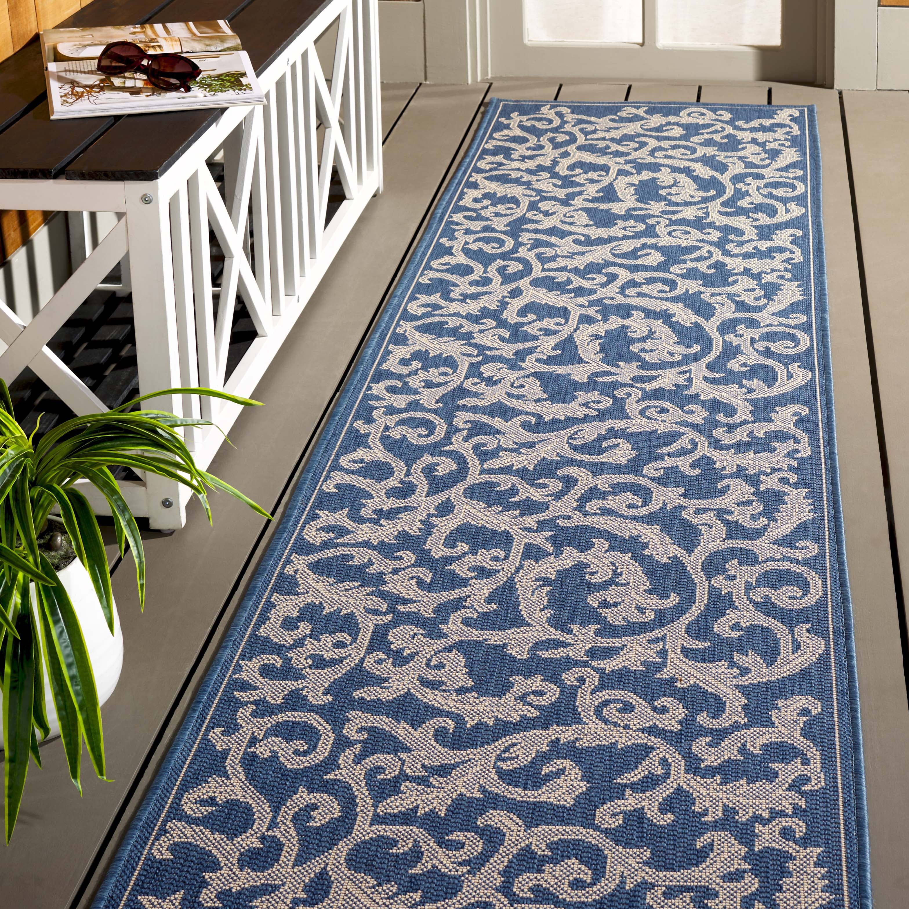 Safavieh Courtyard Kevin Floral Indoor/Outdoor Runner Rug, Blue/Natural, 2'3" x 14'