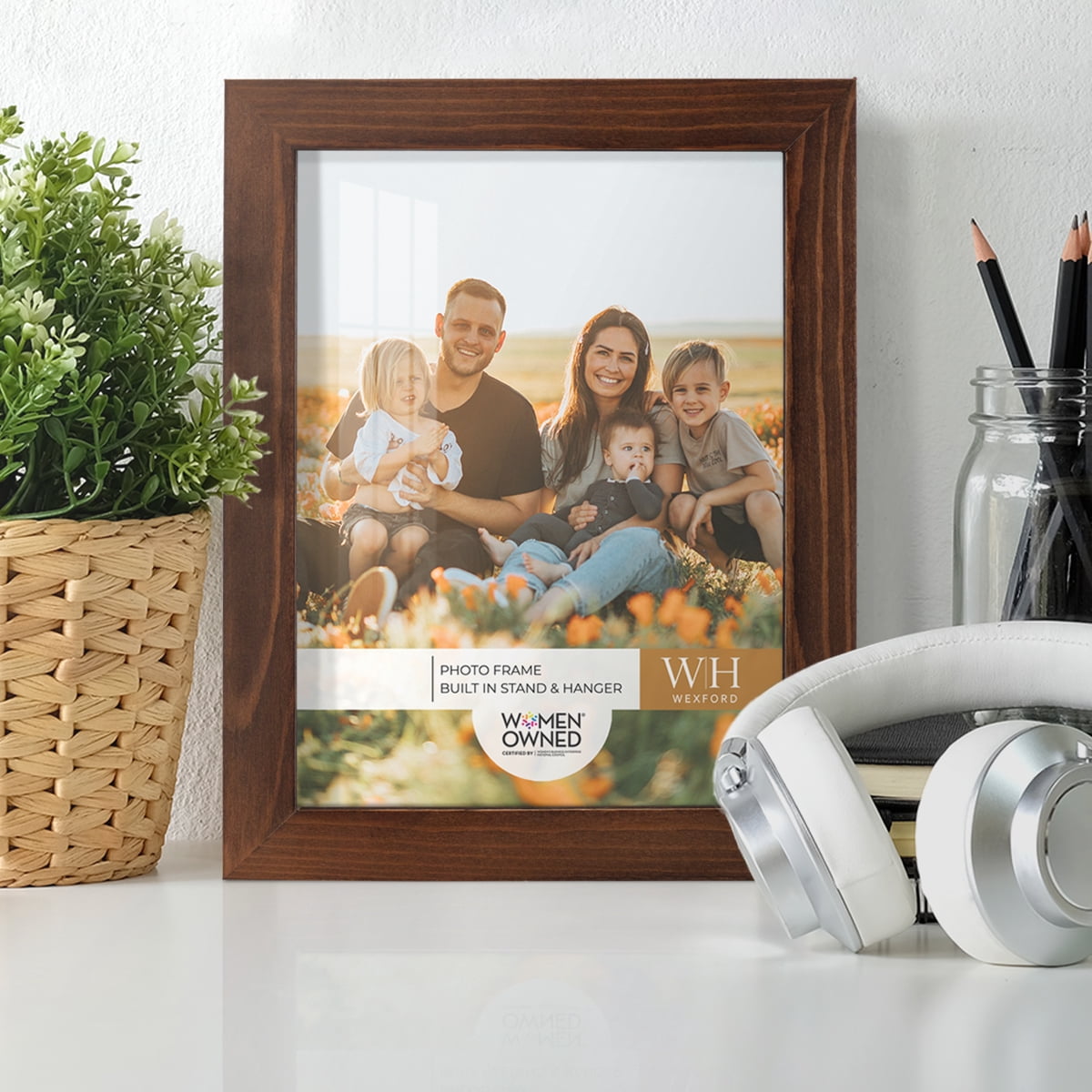 Woodgrain 8 in. x 10 in. Chestnut Picture Frame