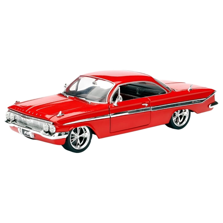 Jada Toys Fast and Furious 8 Dom's Chevy Impala 1:24 Scale Die